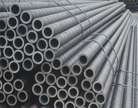 Tubulação fluida de aço sem emenda da tubulação ST37 1045 A106B de ST52 Sae 1020 laminados a alta temperatura